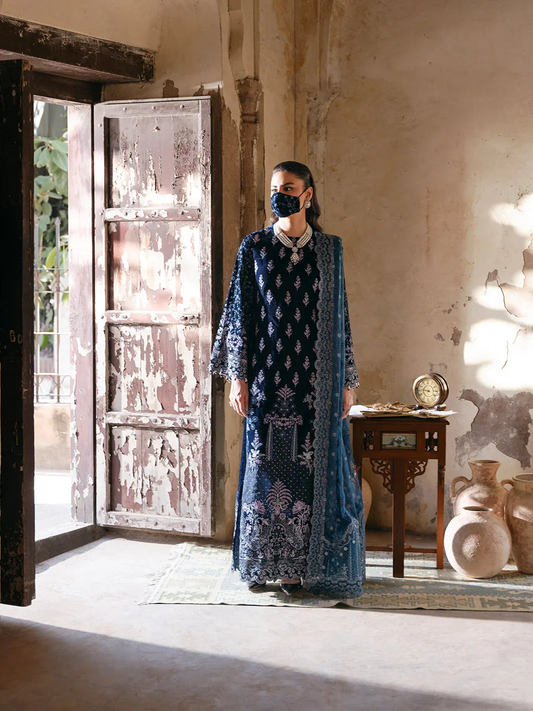 Flossie | Siara Velvet Formals | V-105 - B - Rang-e-Khaas