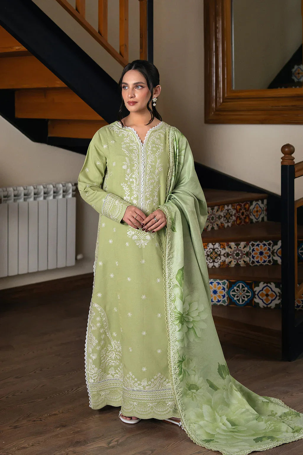 Neeshay | Winter Reverie | Virsine - Rang-e-Khaas