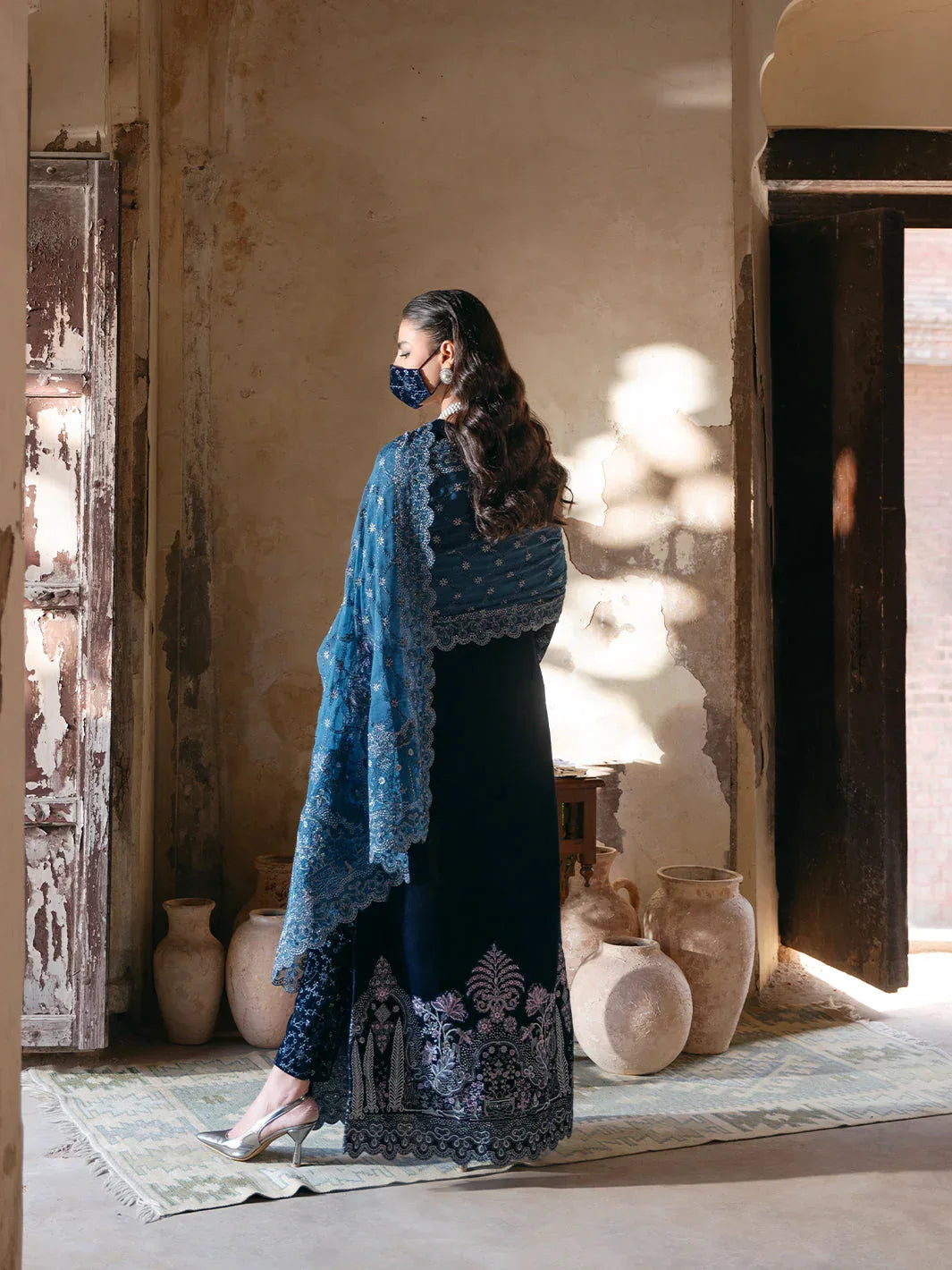Flossie | Siara Velvet Formals | V-105 - B - Rang-e-Khaas