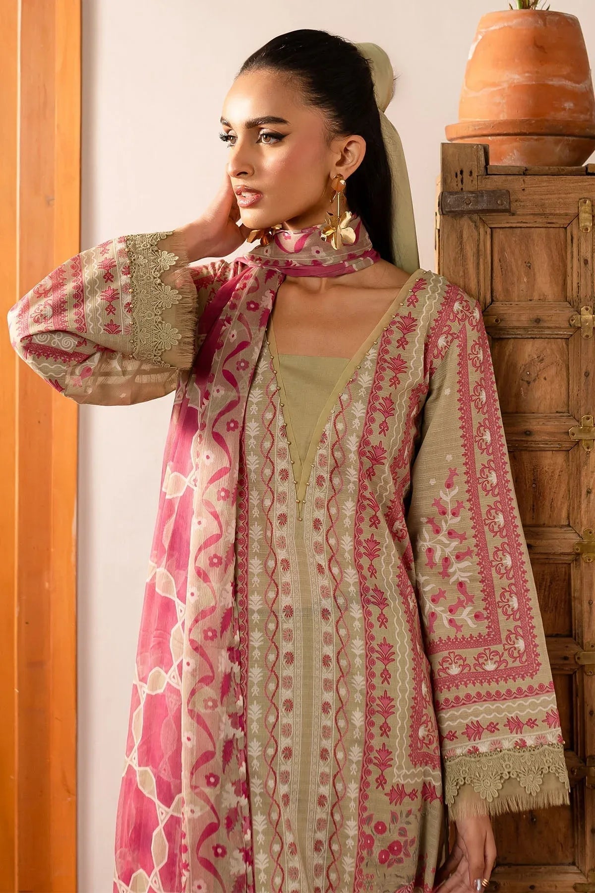 Nureh | Printed lawn 25 | SP-141 - Rang-e-Khaas