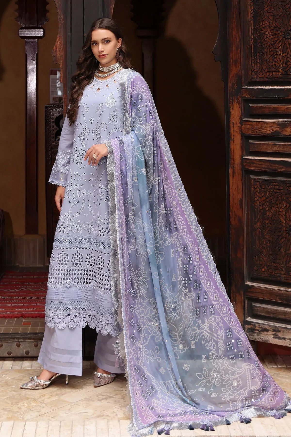 Nureh | Bazaar Lawn 25 | NE-108 - Rang-e-Khaas