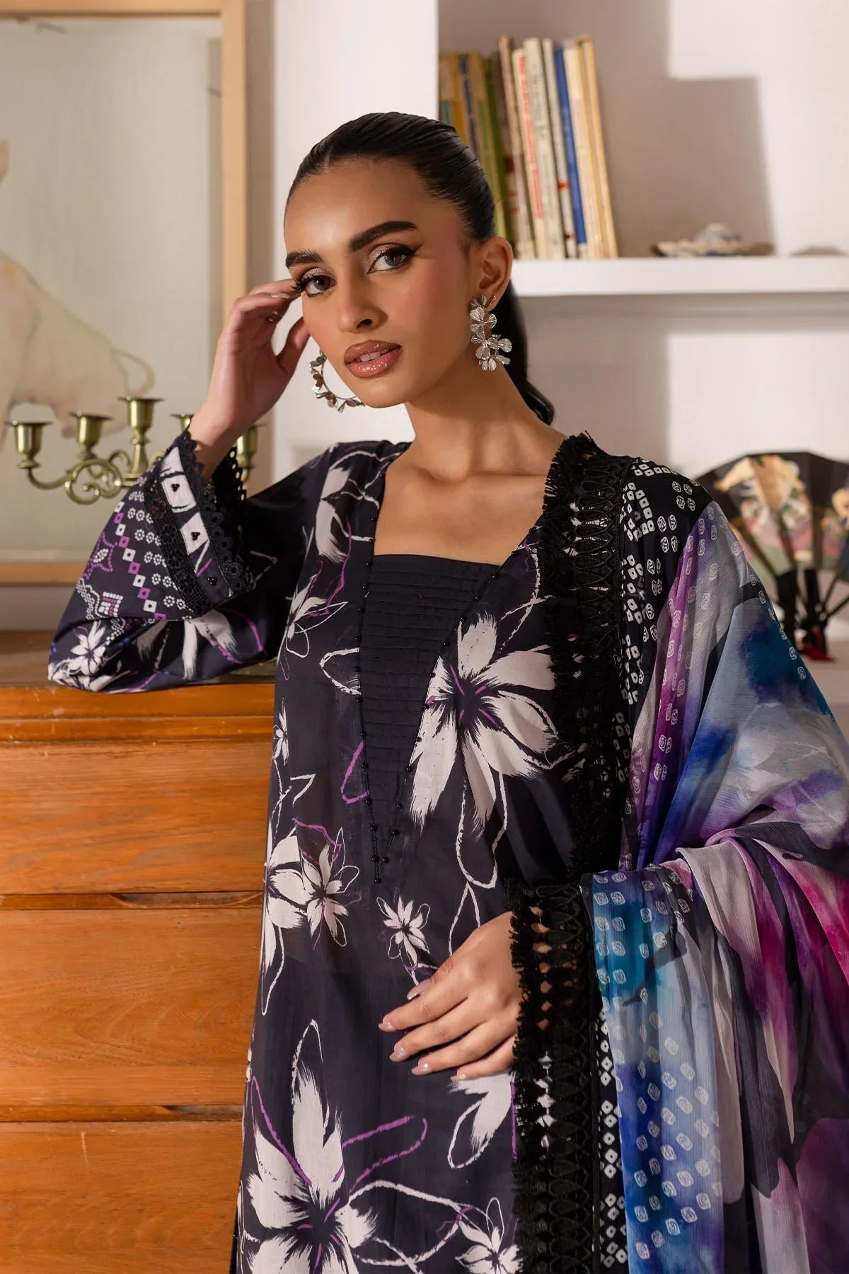Nureh | Printed Lawn 25 | SP-150 - Rang-e-Khaas