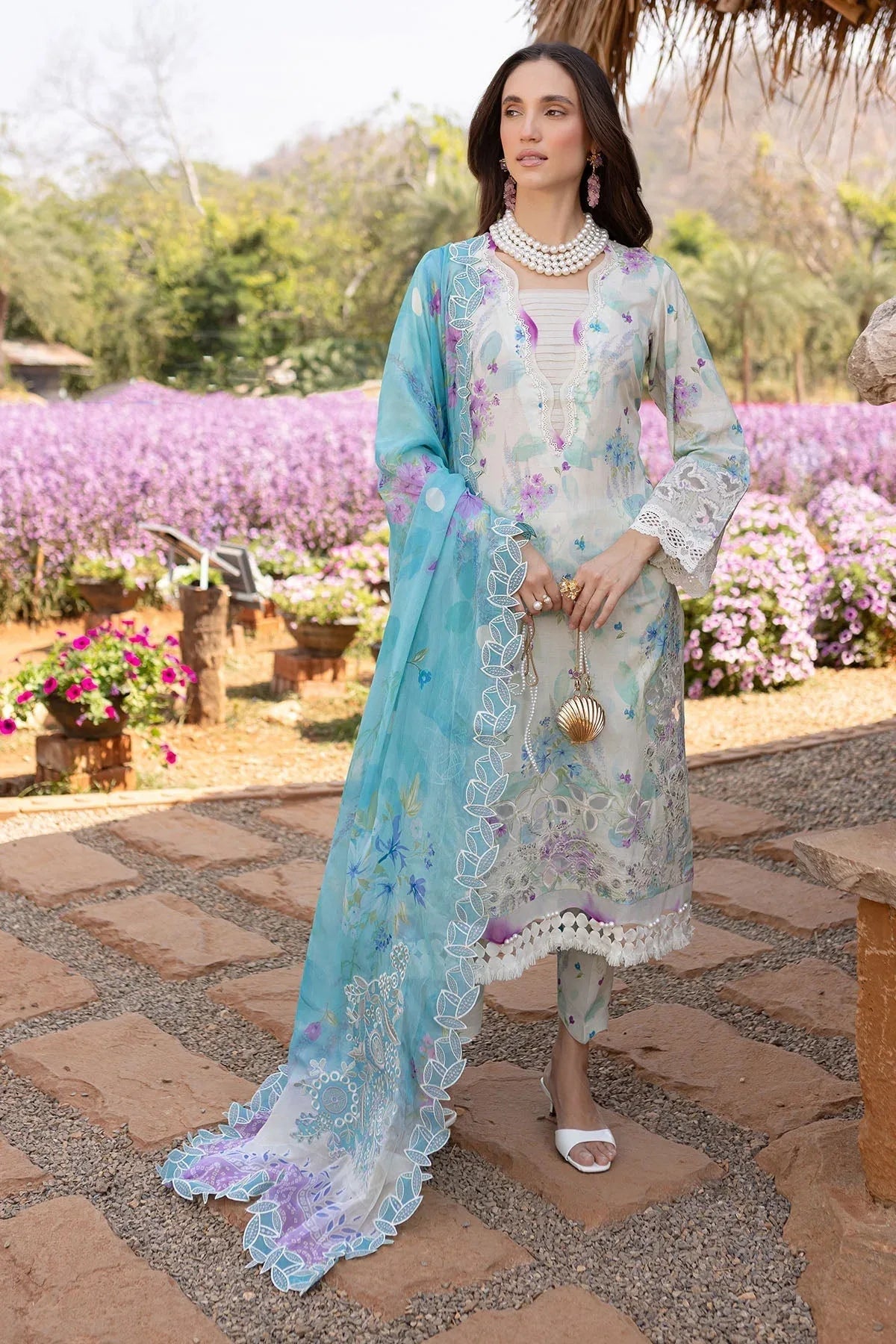 Nureh | Bloom 25 | BL-05 - Rang-e-Khaas
