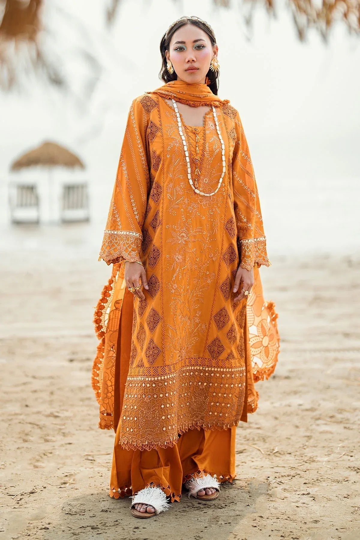 Nureh | Khuwab Luxury Lawn | NE-149 - Rang-e-Khaas