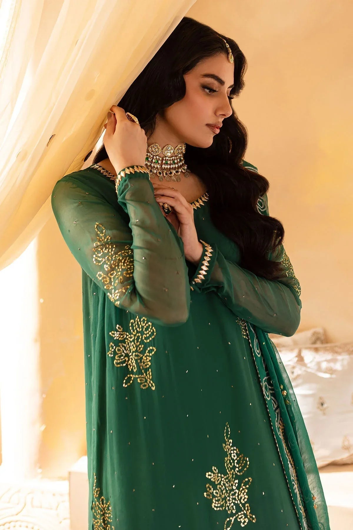Nureh | Mukeshkari Formals | MK-01 - Rang-e-Khaas