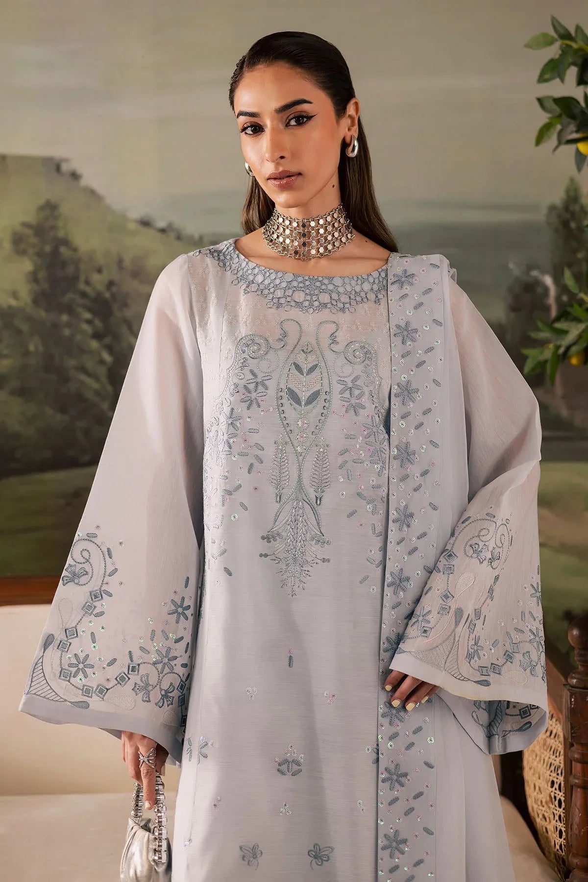 Nureh | Shades of Winter | NP-668 - Rang-e-Khaas