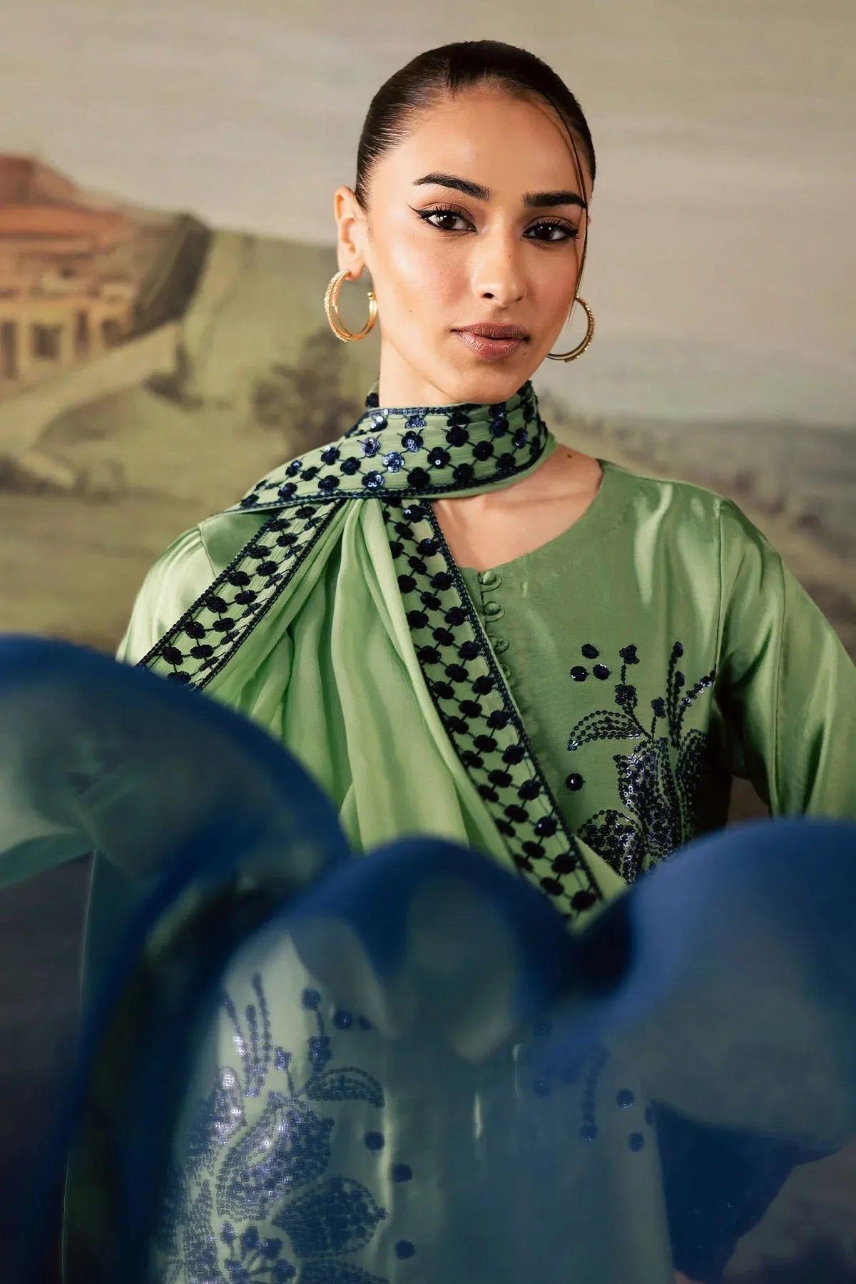 Nureh | Shades of Winter | NP-677 - Rang-e-Khaas