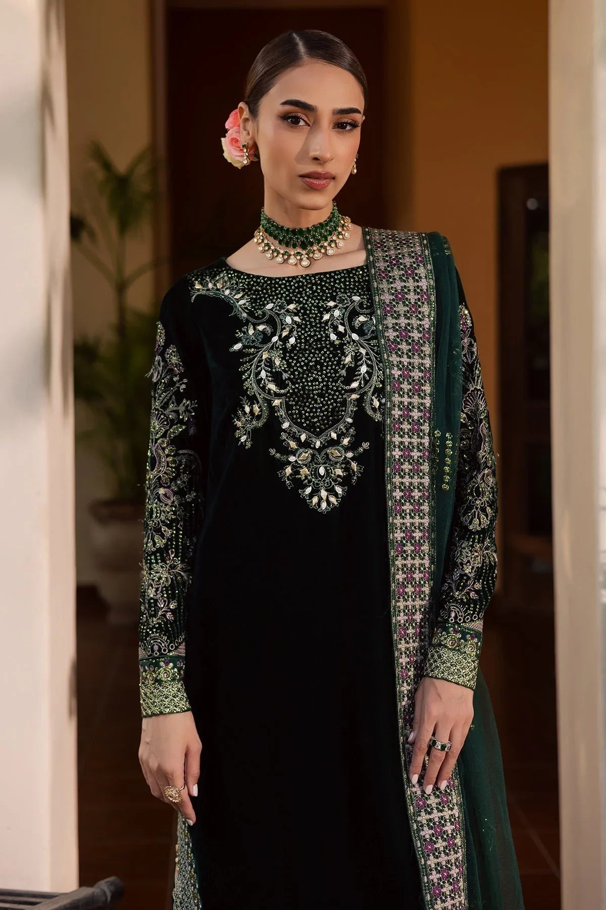 Nureh | Maya Velvet | NW-115 - Rang-e-Khaas