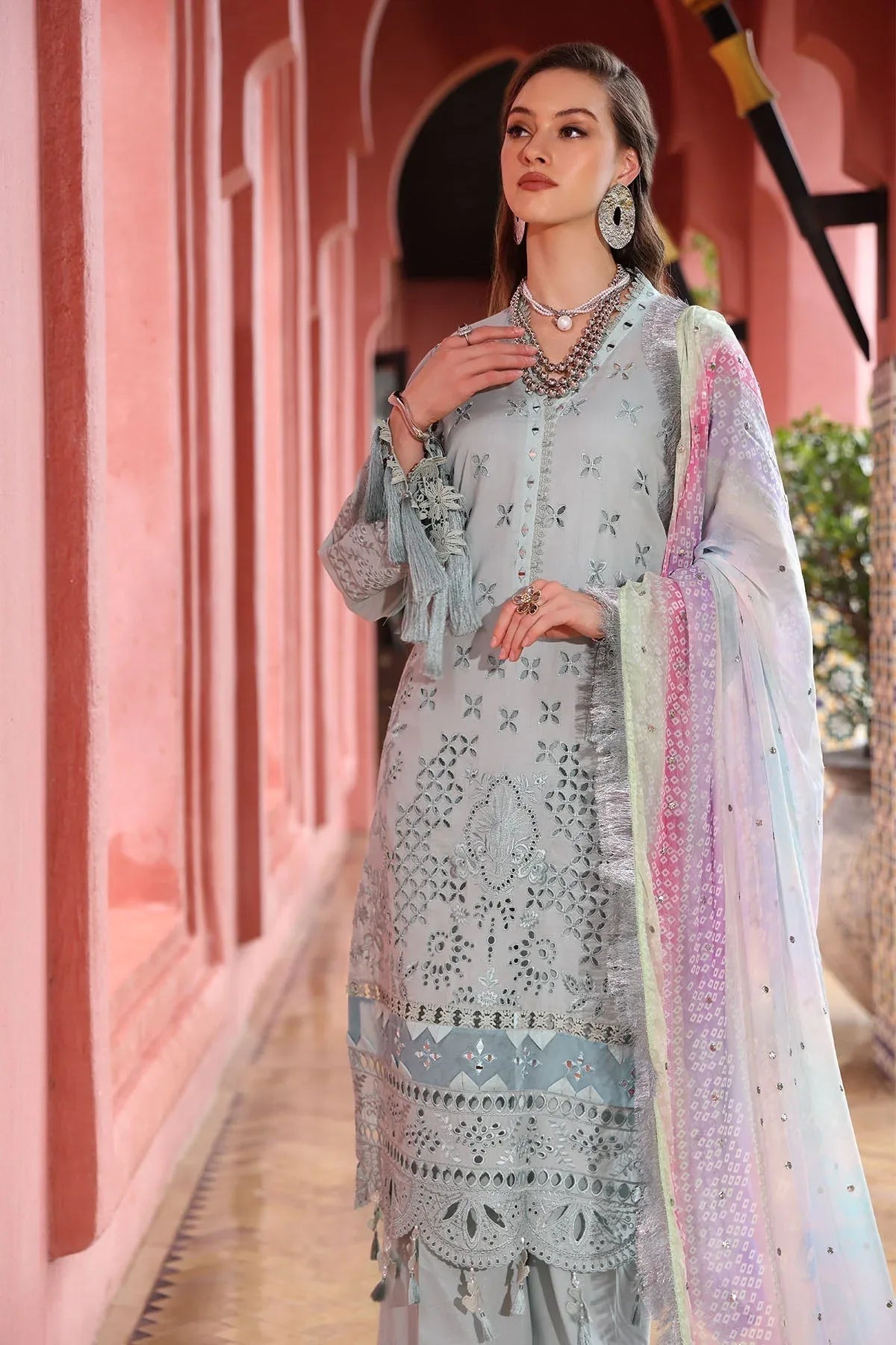 Nureh | Bazaar Lawn 25 | NE-111 - Rang-e-Khaas