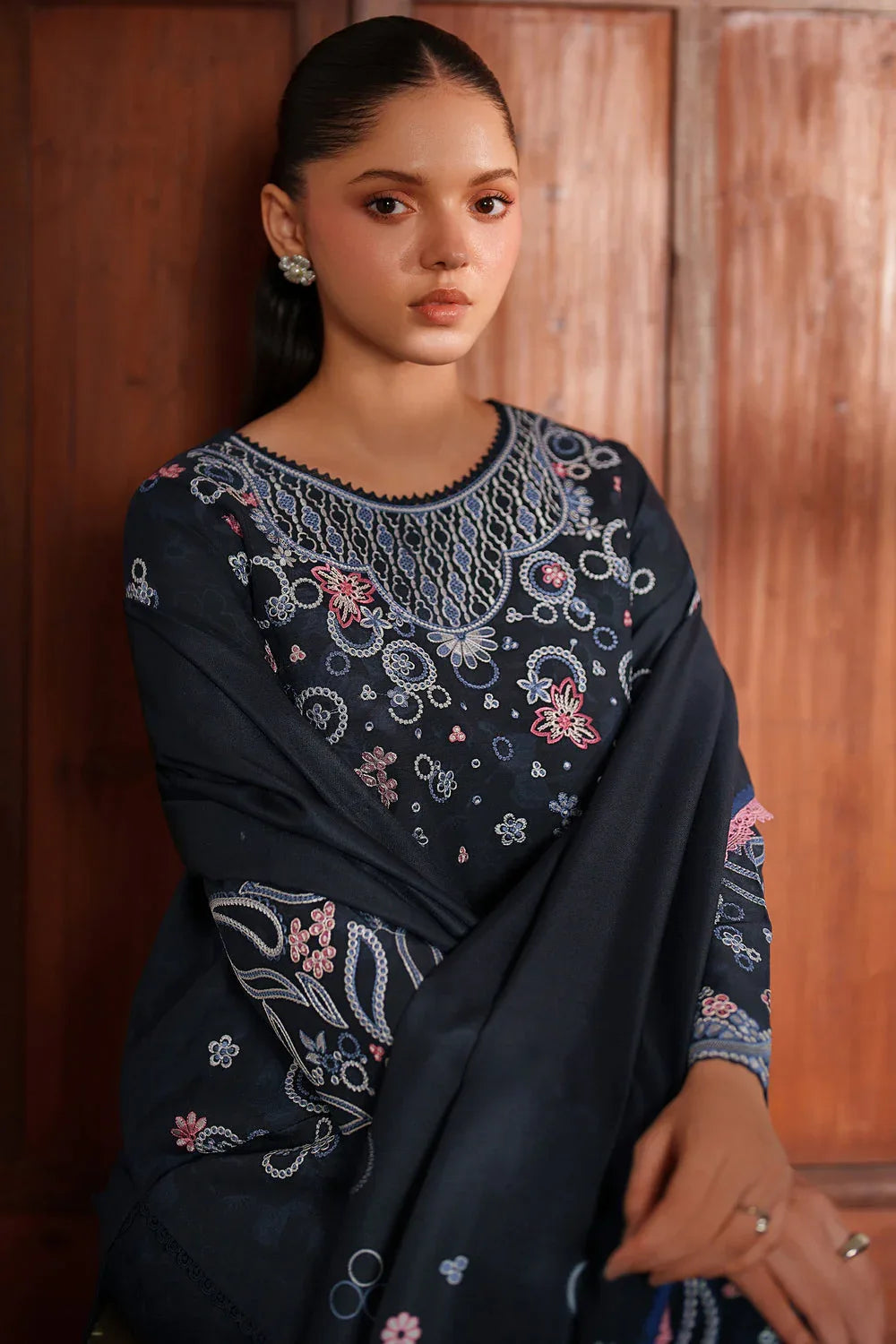 Farasha | Meline Premium Viscose 25 | Night Oak - Rang-e-Khaas