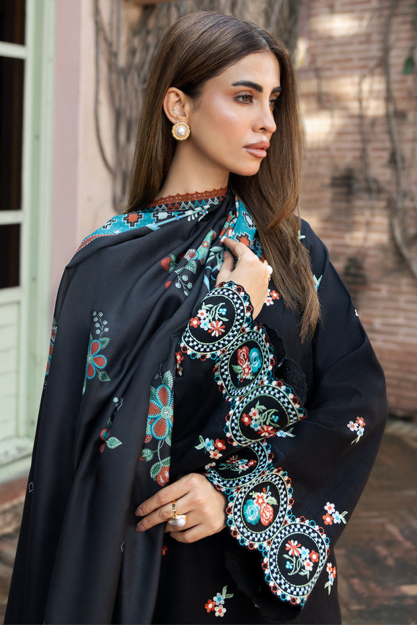 Farasha | Eminence Khaddar 25 | Midaura