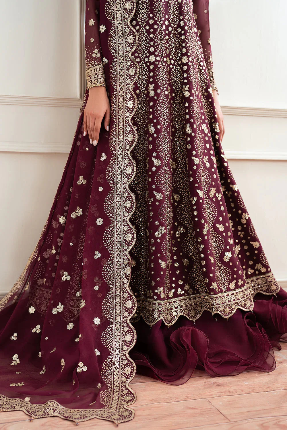 Farasha | Essence Formals 25 | Maroon Empress - Rang-e-Khaas