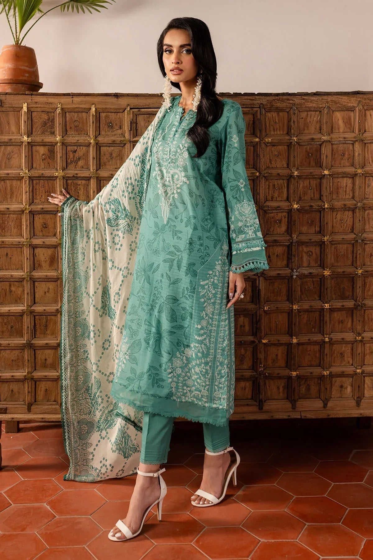 Nureh | Printed lawn 25 | SP-139 - Rang-e-Khaas
