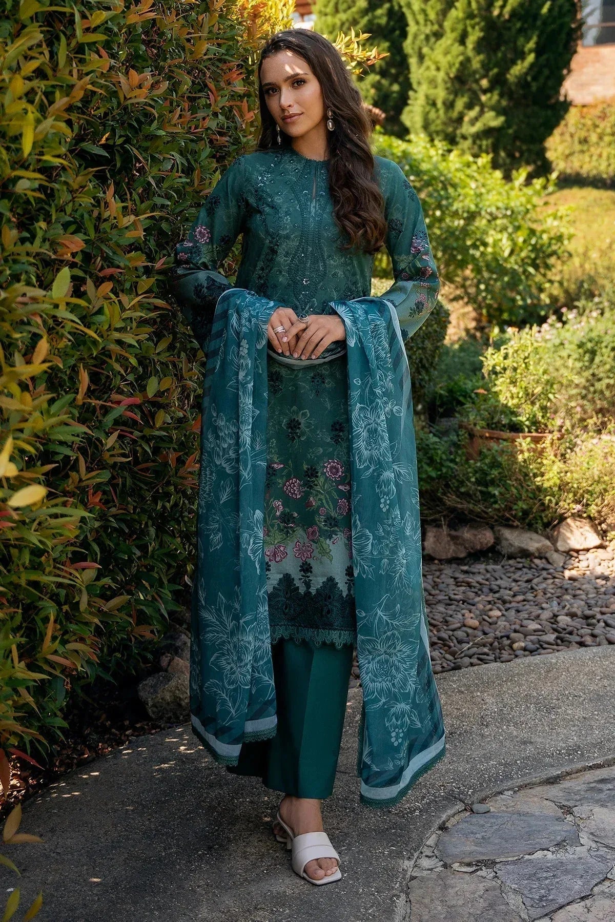 Afrozeh | Damask The Holiday Edit '25 - Lawn | Opaline A - Rang-e-Khaas