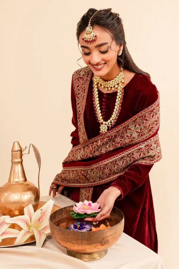 Nureh | Shades of Winter | NSS-16 - Rang-e-Khaas
