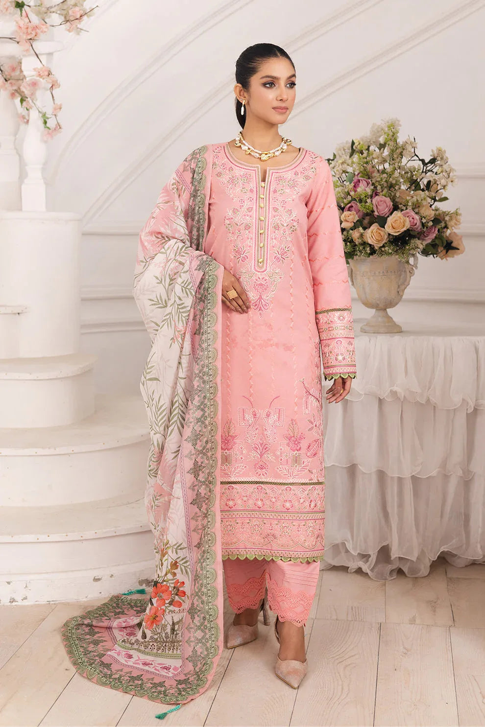 Maryum N Maria | Mira Luxury Lawn | MAHINE - FS50106 - Rang-e-Khaas