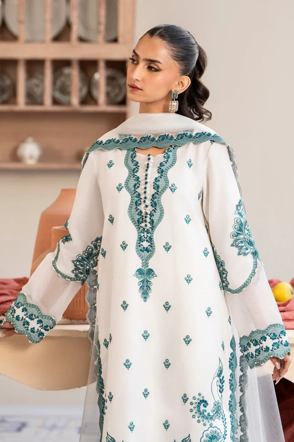 Maryum N Maria | Luxury Lawn 25 | ATOCHA - MS50107 - Rang-e-Khaas