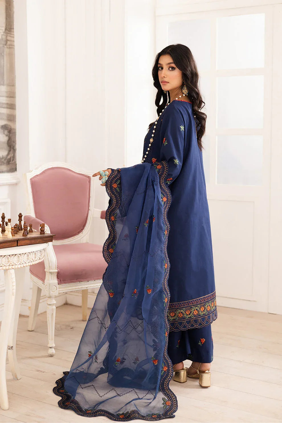 Maryum N Maria | Mira Luxury Lawn | PARESTOO - FS50109 - Rang-e-Khaas