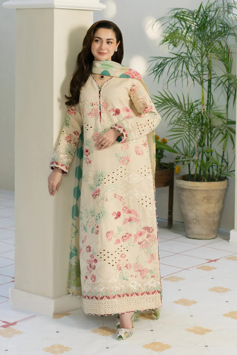 Maryum N Maria | Luxury Lawn 25 | AEISHA - MS50109 - Rang-e-Khaas