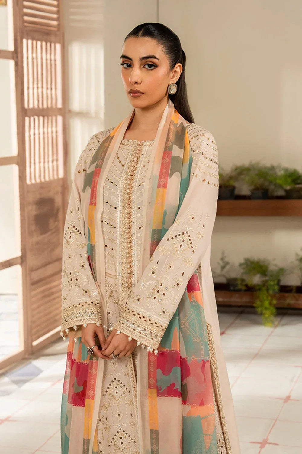 Maryum N Maria | Luxury Lawn 25 | ABIA - MS50120 - Rang-e-Khaas