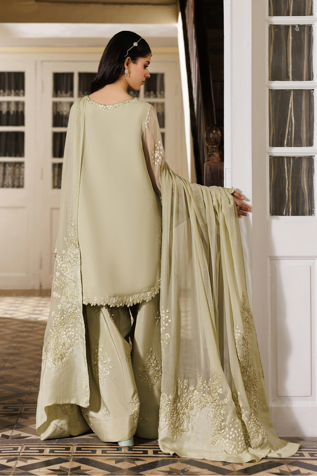 Iznik CC-101 Embroidered Chiffon