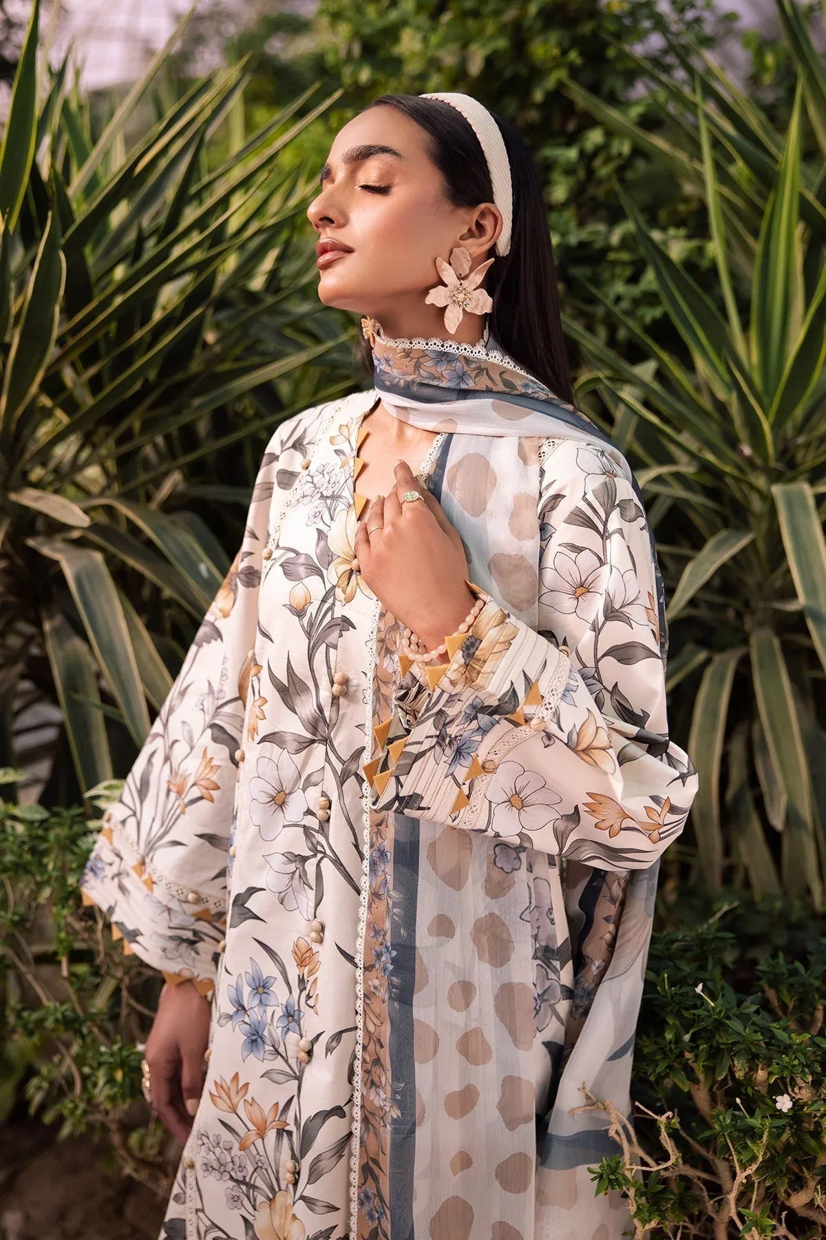 Alizeh | Sheen Lawn Prints 24 | GARDENIA - Rang-e-Khaas