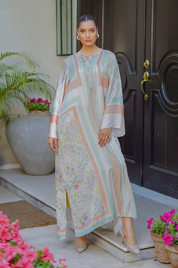 Erum Khan | Nue 25 | Whisper Blush - Rang-e-Khaas