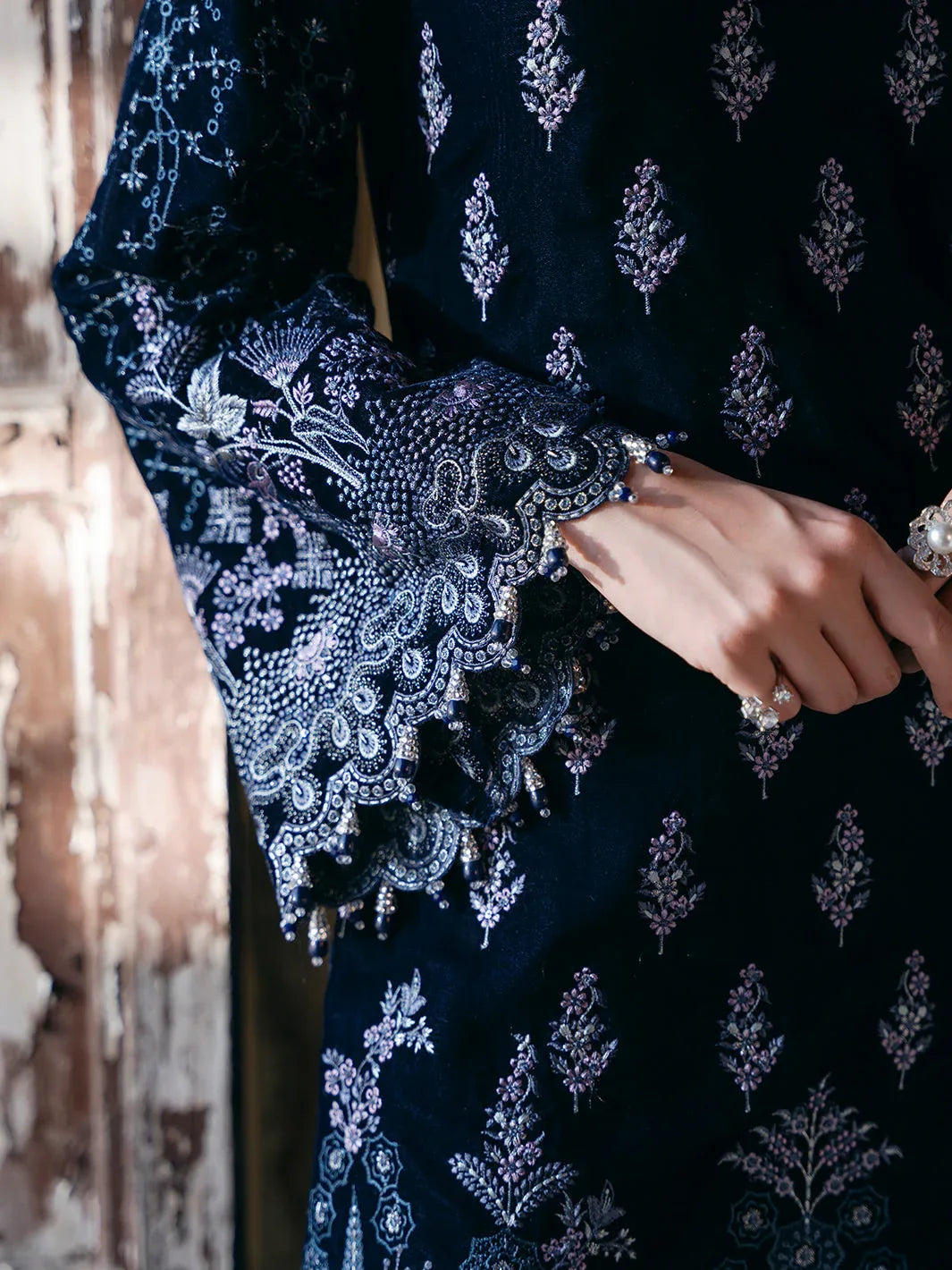 Flossie | Siara Velvet Formals | V-105 - B - Rang-e-Khaas