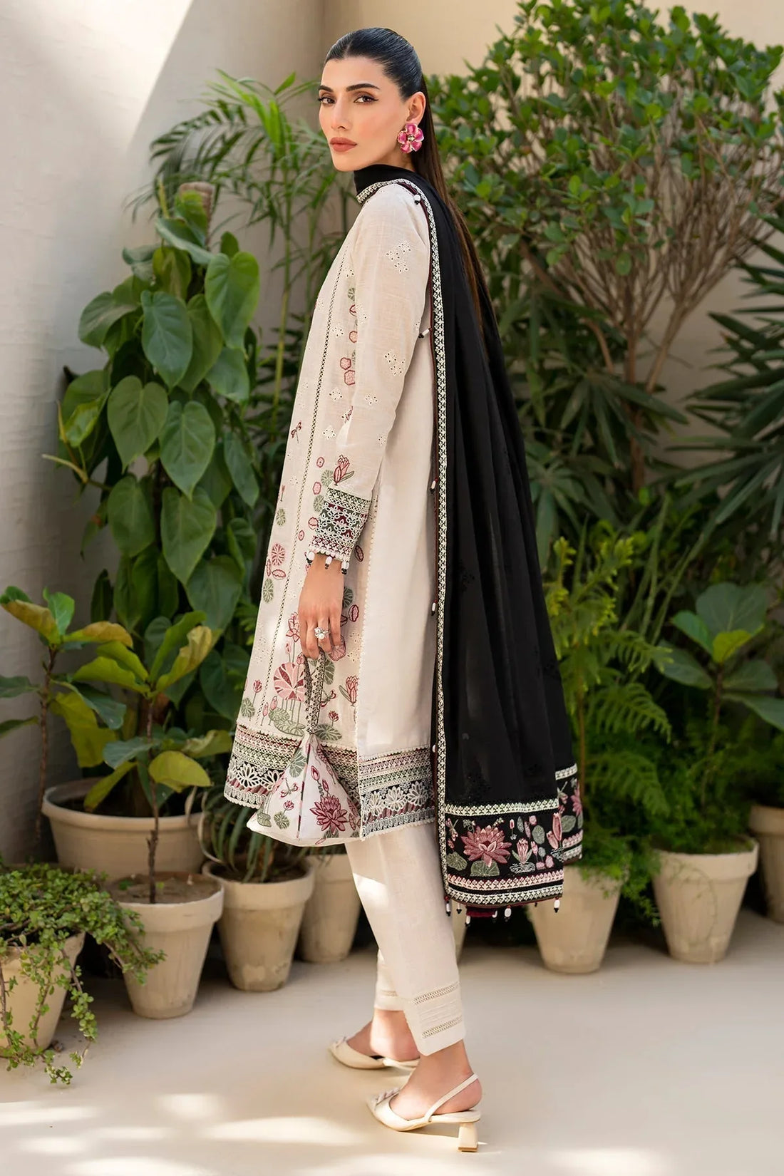 Jazmin | Irish Lawn SS 24 | D8 - Rang-e-Khaas