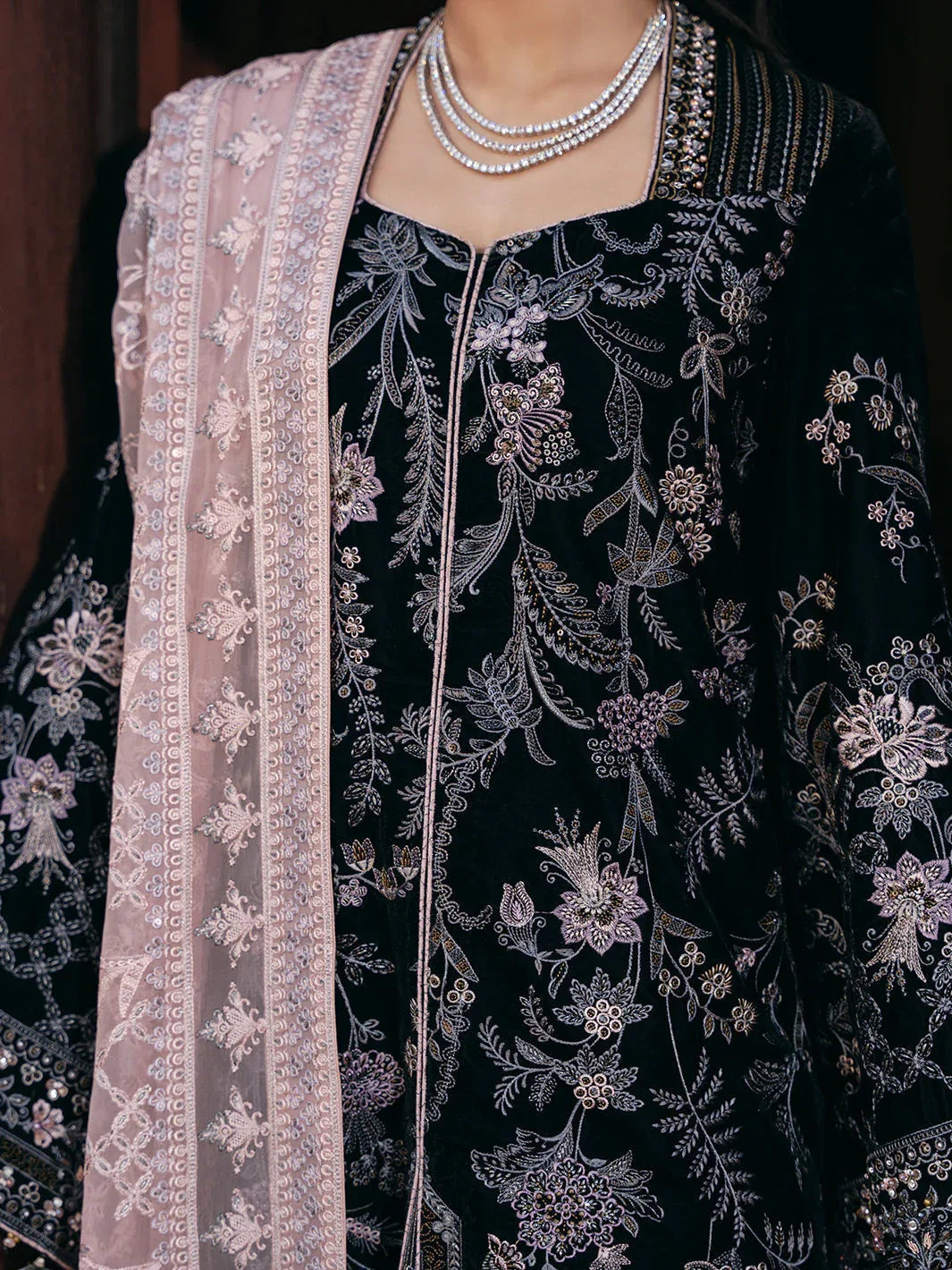 Flossie | Siara Velvet Formals | V-103 - B - Rang-e-Khaas