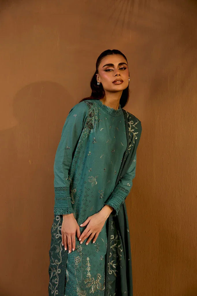 Sobia Nazir | Winter Shawl 25 | Design 5A - Rang-e-Khaas