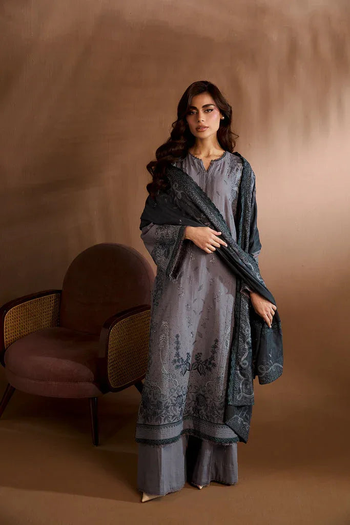 Sobia Nazir | Winter Shawl 25 | Design 5B - Rang-e-Khaas