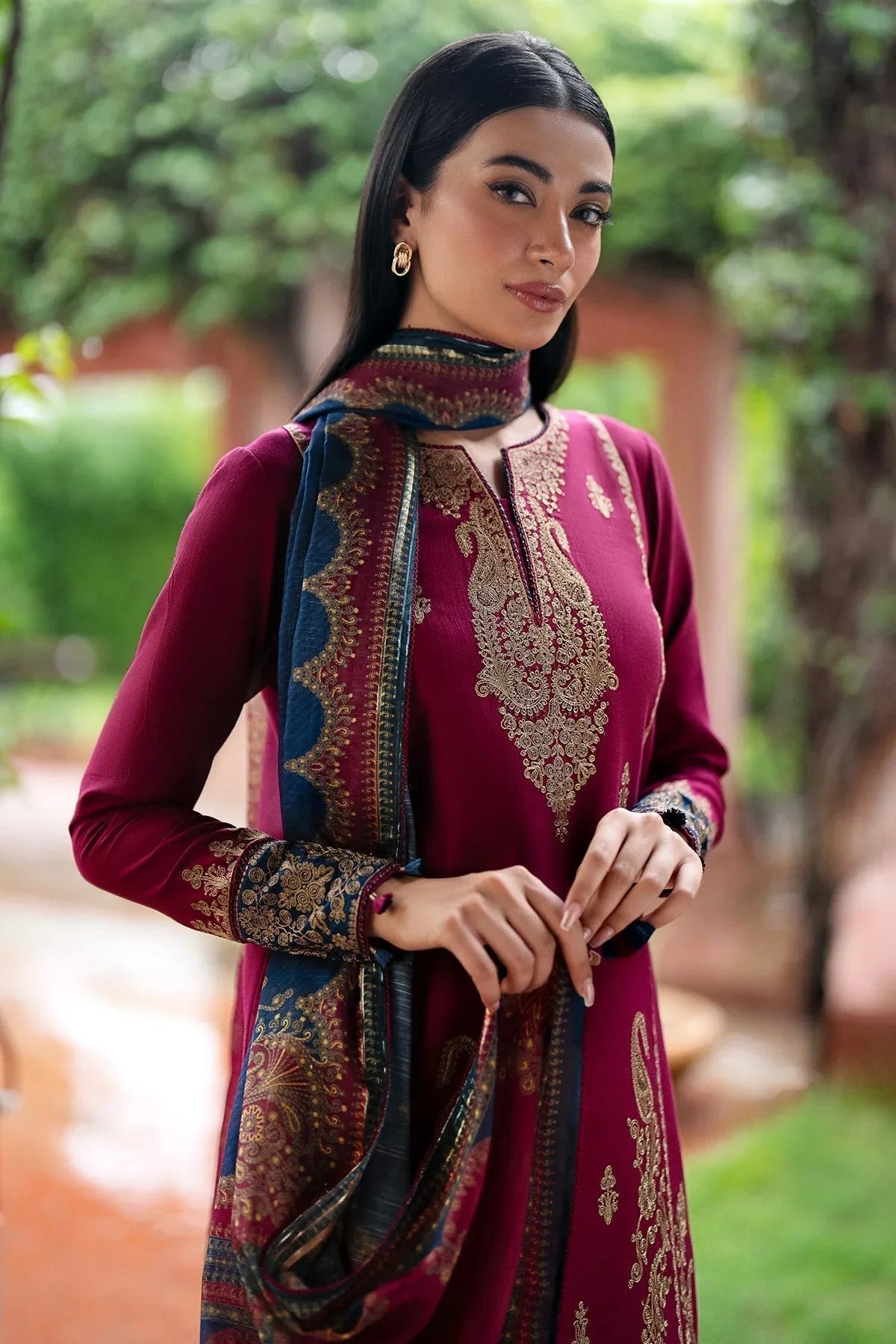 Jazmin | Winter Edition 24 | KHADDAR UW-0069 - Rang-e-Khaas