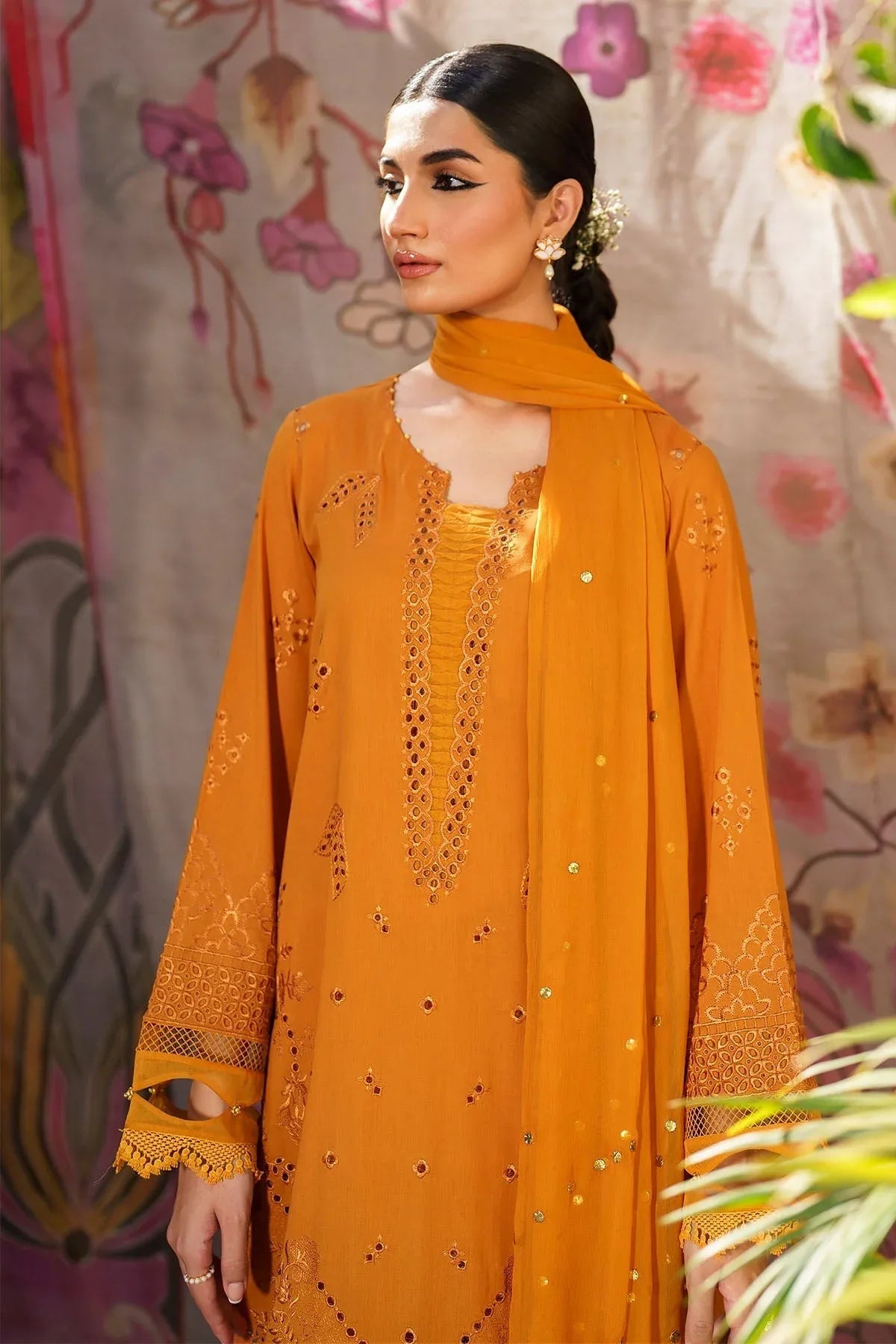 Nureh | Bazaar Lawn | NS-138 - Rang-e-Khaas