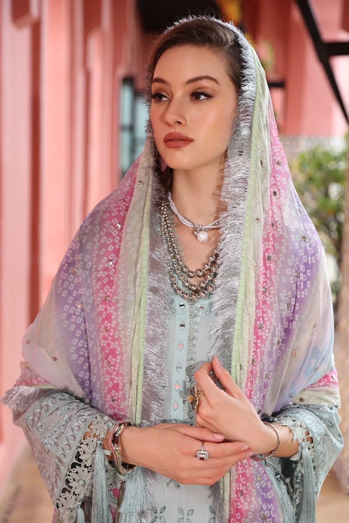 Nureh | Bazaar Lawn 25 | NE-111 - Rang-e-Khaas