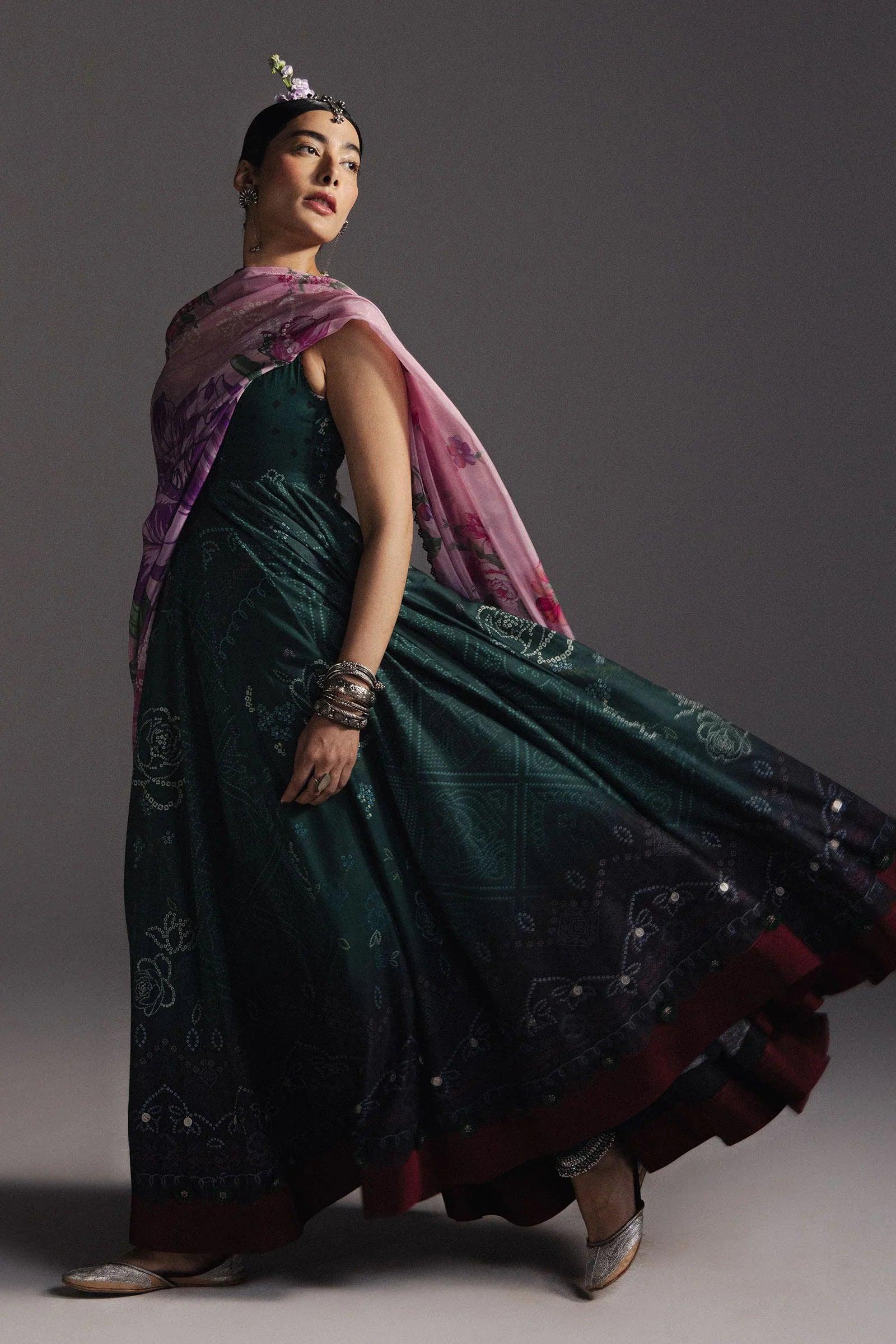 Zara Shahjahan Nayab-D4