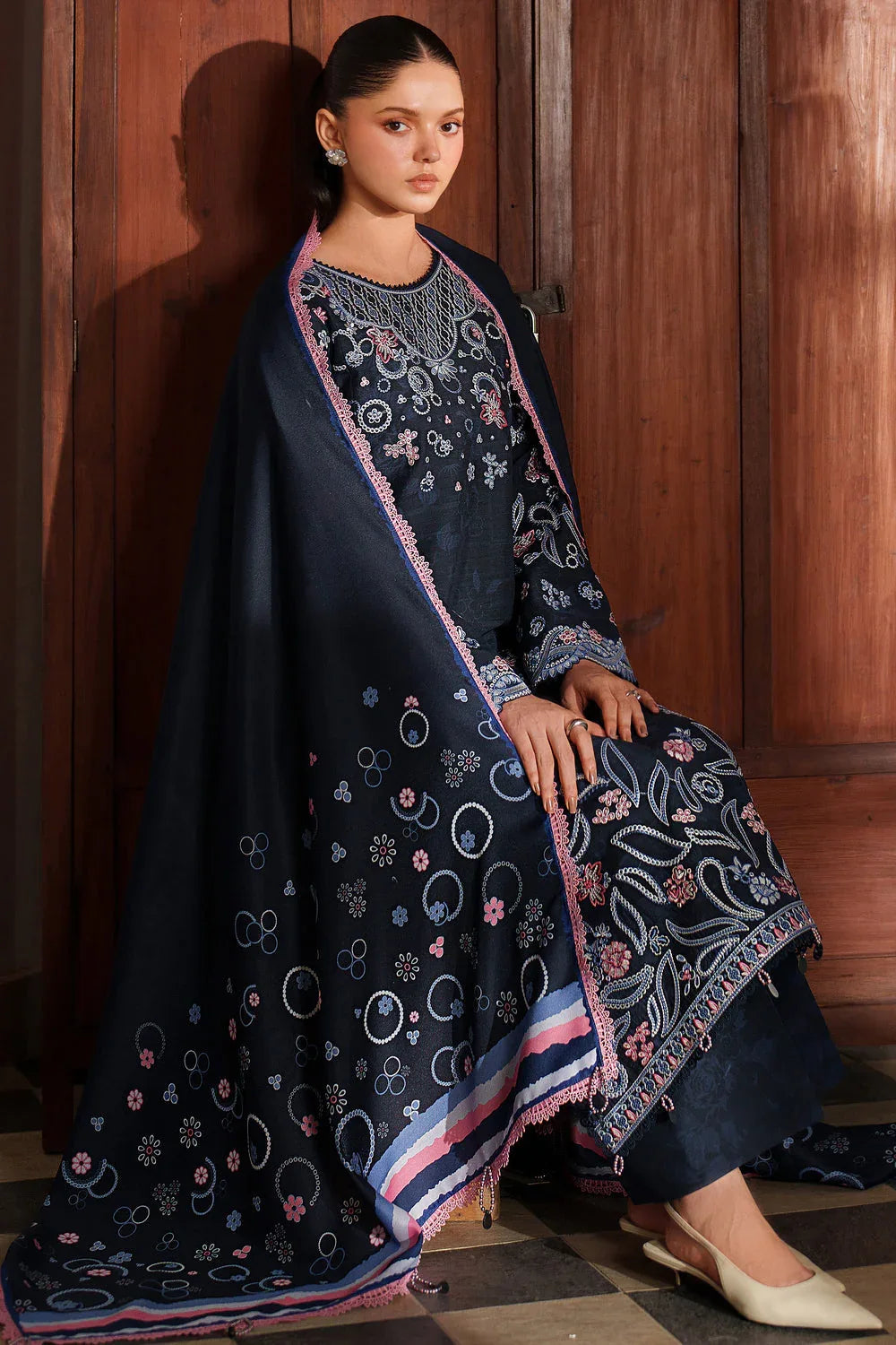 Farasha | Meline Premium Viscose 25 | Night Oak - Rang-e-Khaas