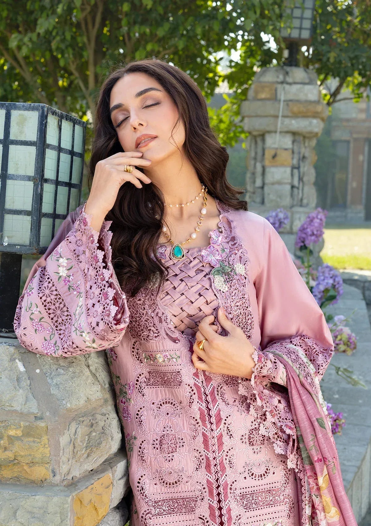 ELY-09 ROSEE - Rang-e-Khaas