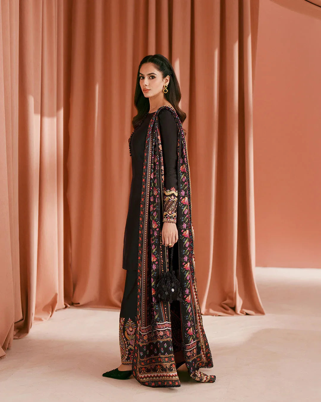 Faiza Saqlain | Roim Pret | Lulia