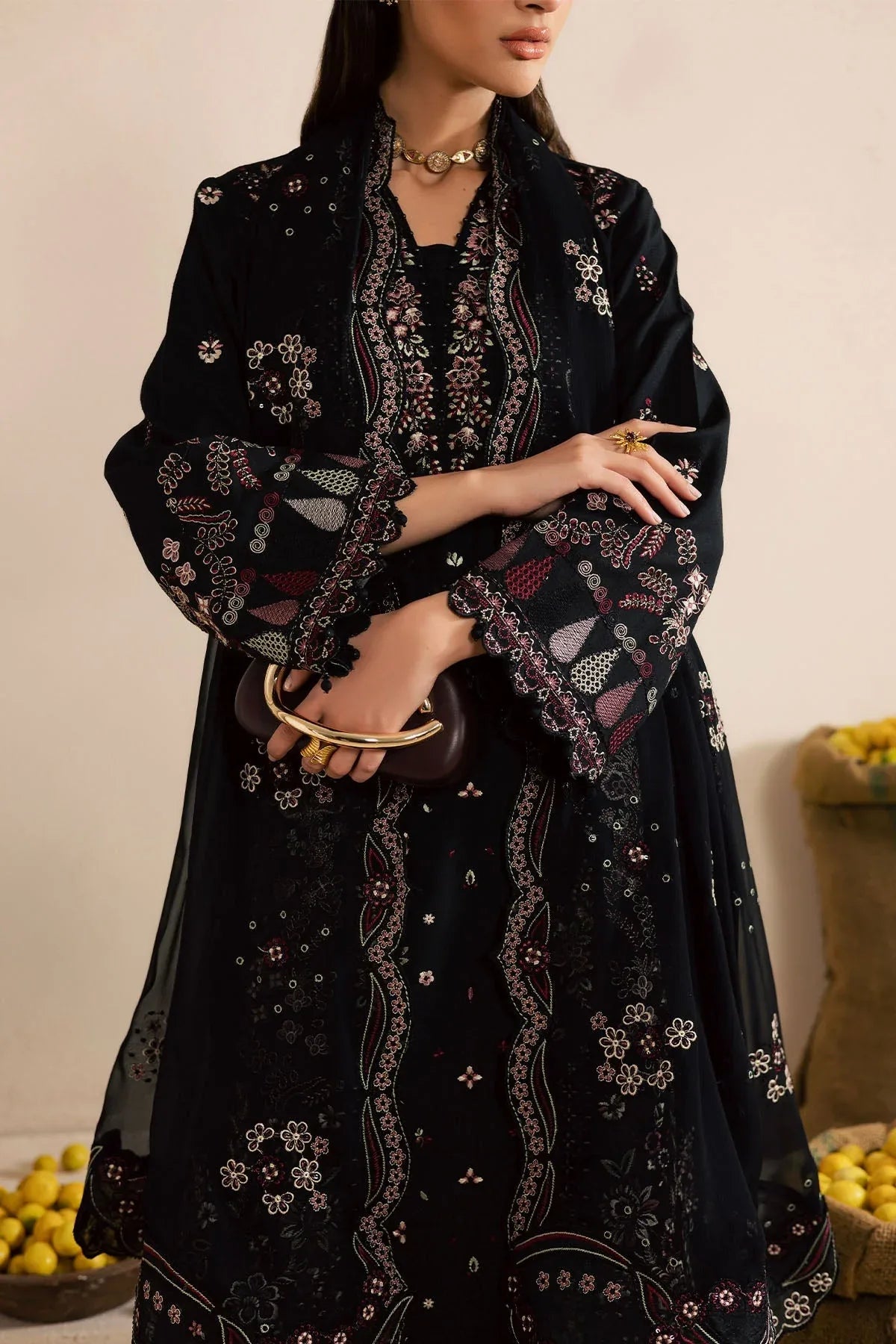 Nureh | Karandi Collection | NE-221 - Rang-e-Khaas