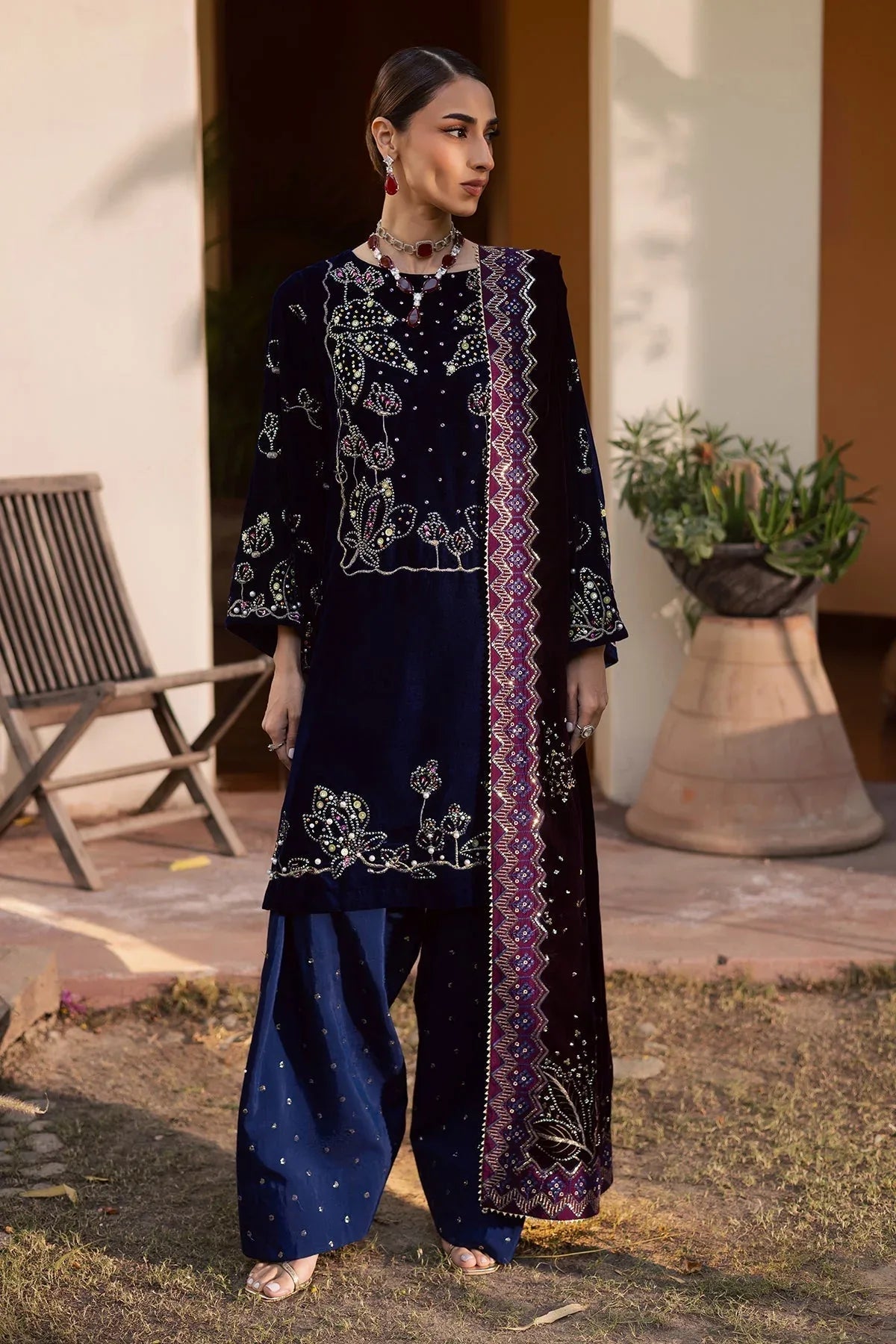 Nureh | Maya Velvet | NW-116 - Rang-e-Khaas