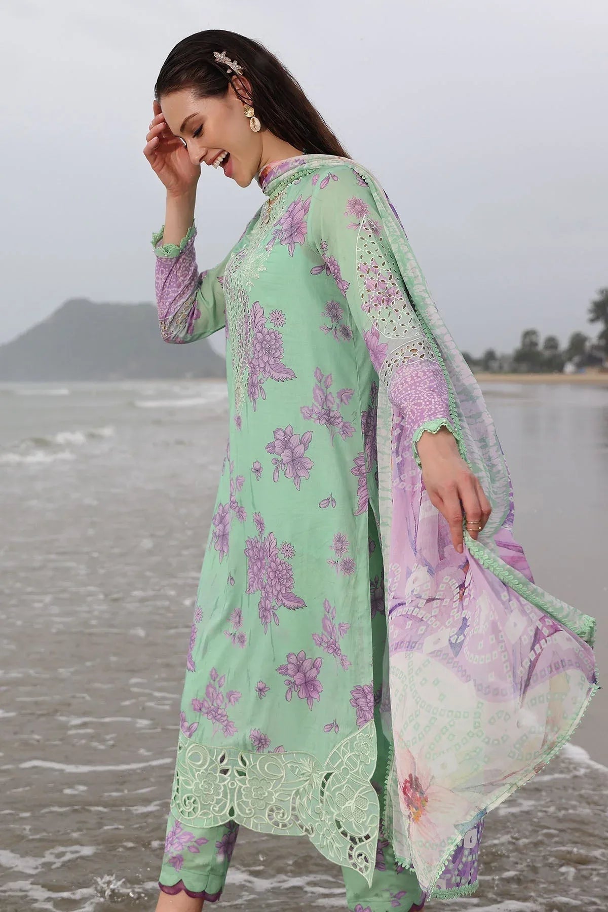 Nureh | Gardenia Embroidered Lawn 25 | NSG-174 - Rang-e-Khaas