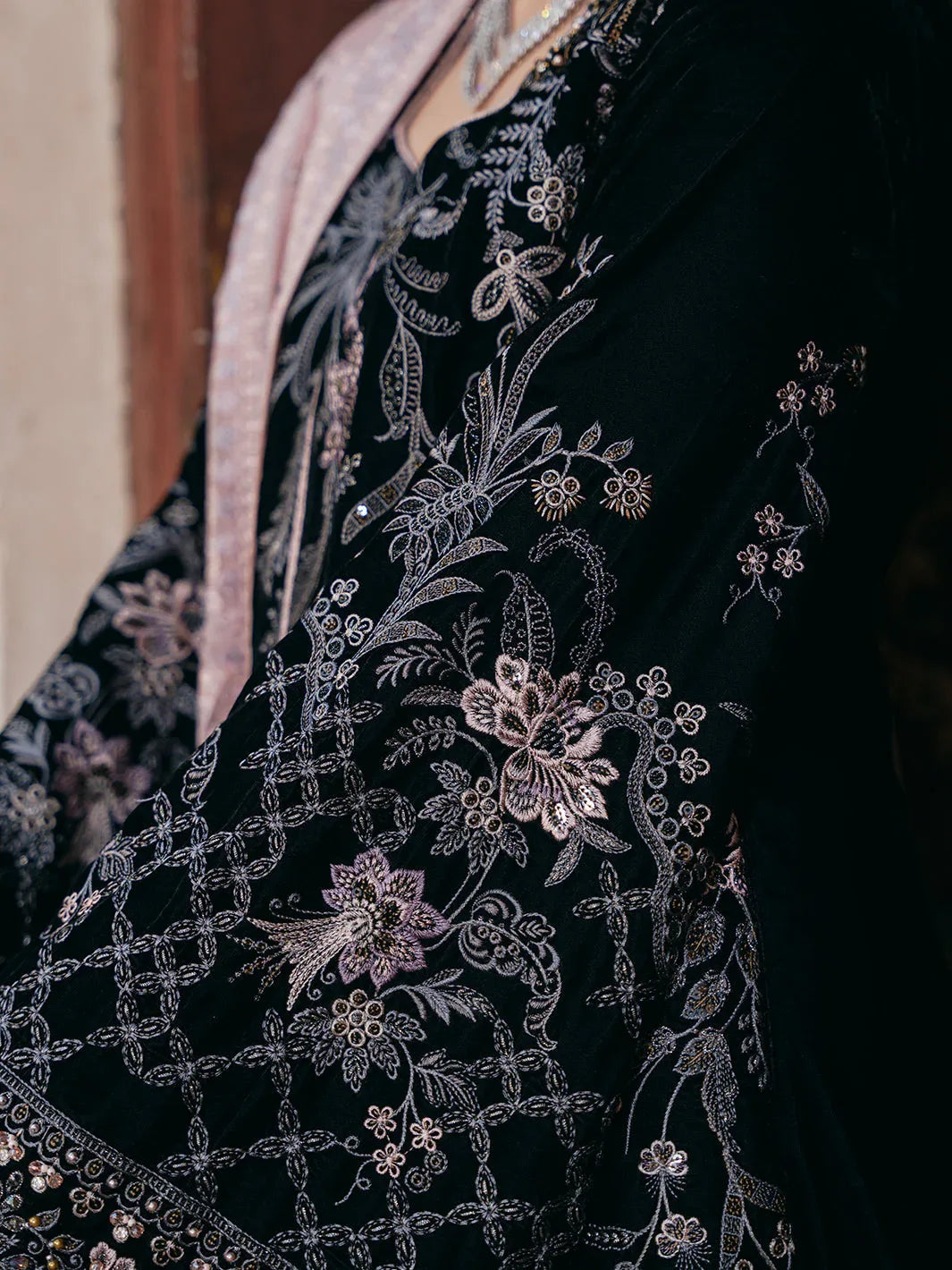 Flossie | Siara Velvet Formals | V-103 - B - Rang-e-Khaas