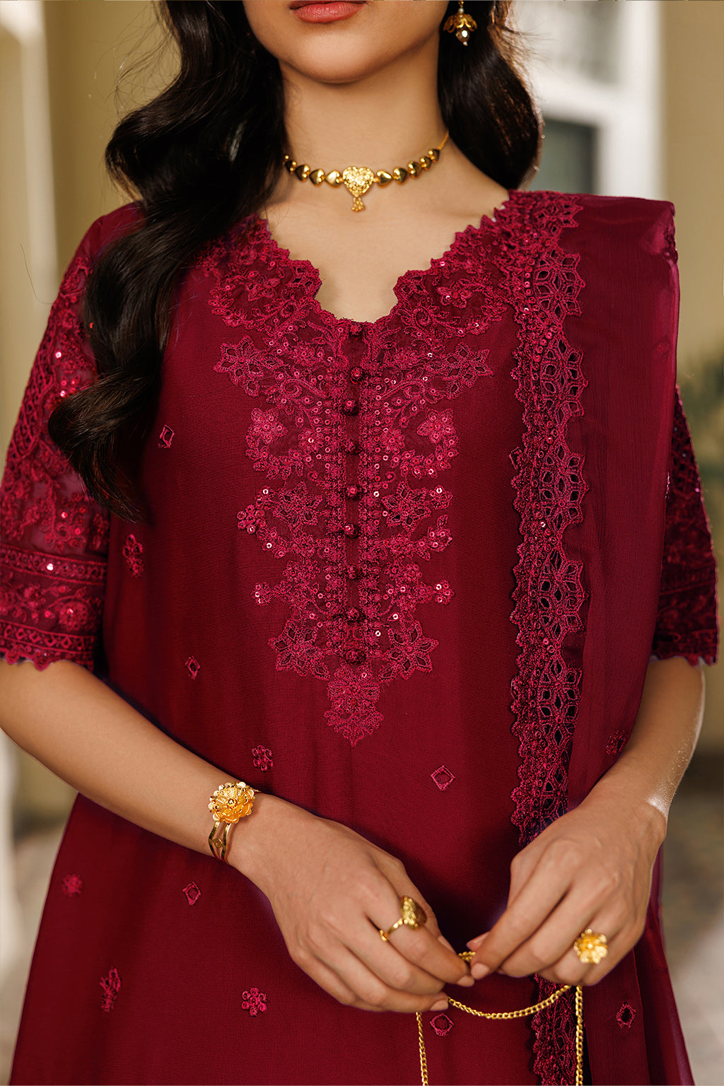 Iznik CC-97 Embroidered Chiffon