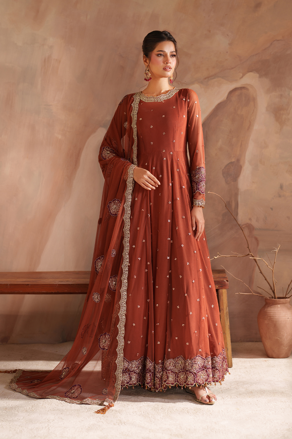 Iznik CC-78 Embroidered Net