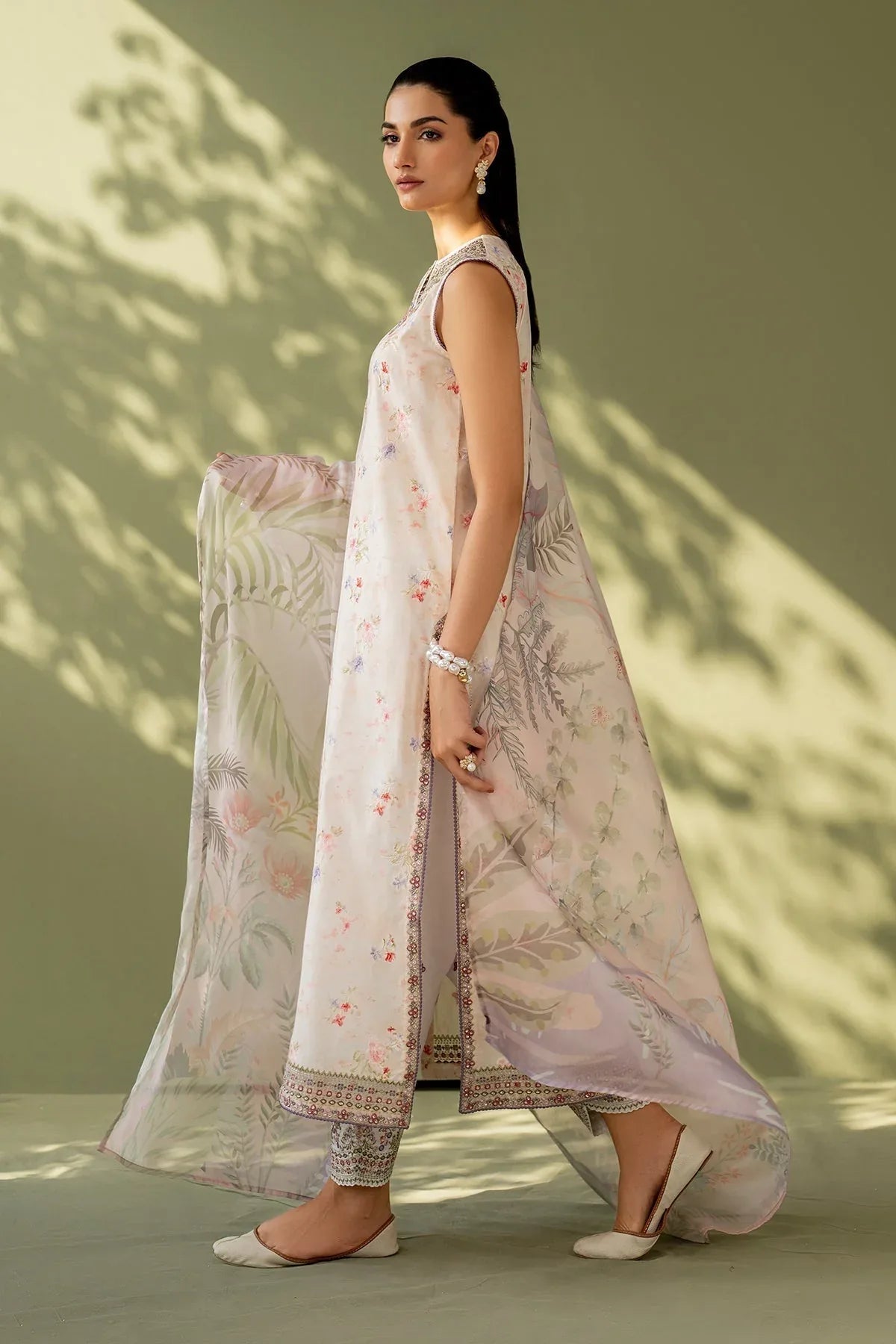 Baroque | Eid Printique | EMBROIDERED PRINTED LAWN UF-4169 - Rang-e-Khaas