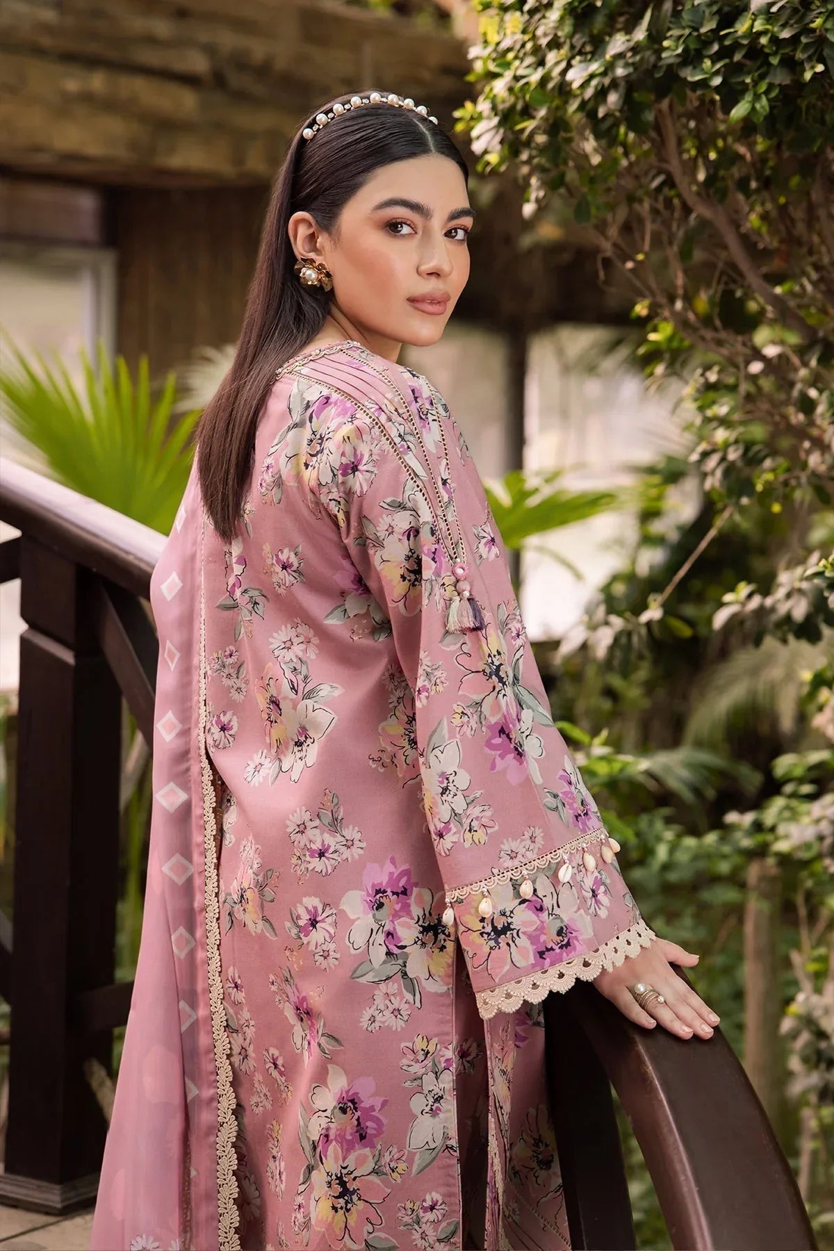 Alizeh | Sheen Lawn Prints 24 | CAMELIA - Rang-e-Khaas
