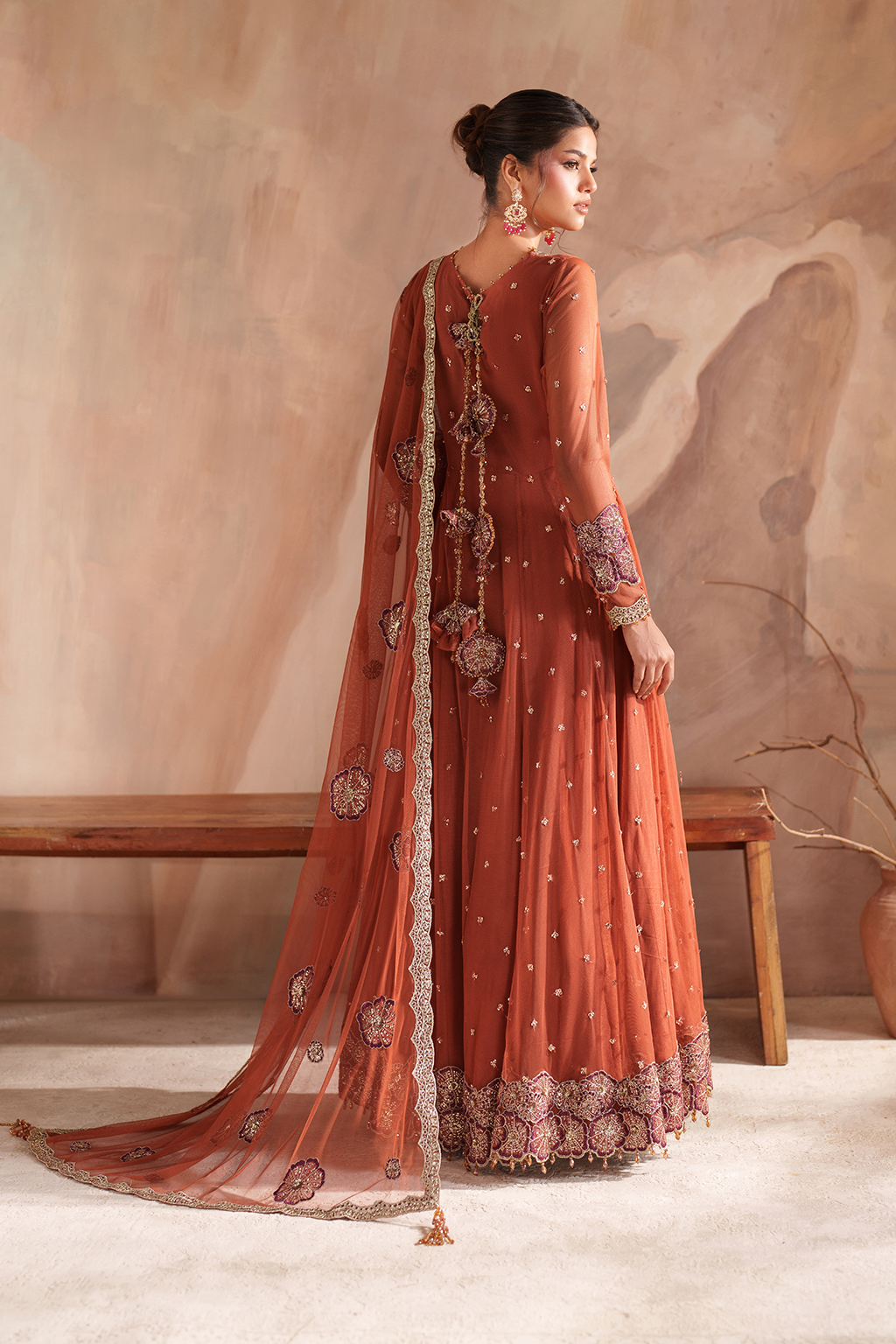 Iznik CC-78 Embroidered Net