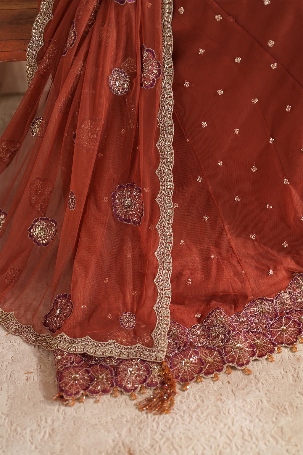Iznik CC-78 Embroidered Net
