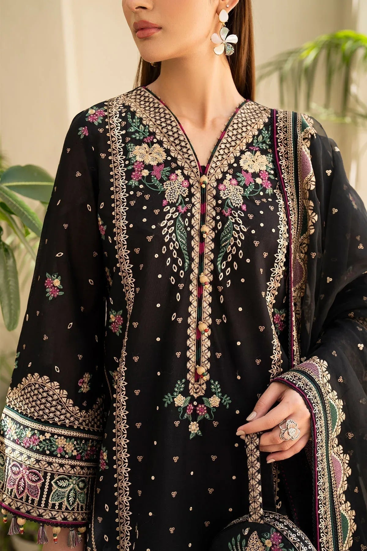 Jazmin | Irish Lawn SS 24 | D4 - Rang-e-Khaas